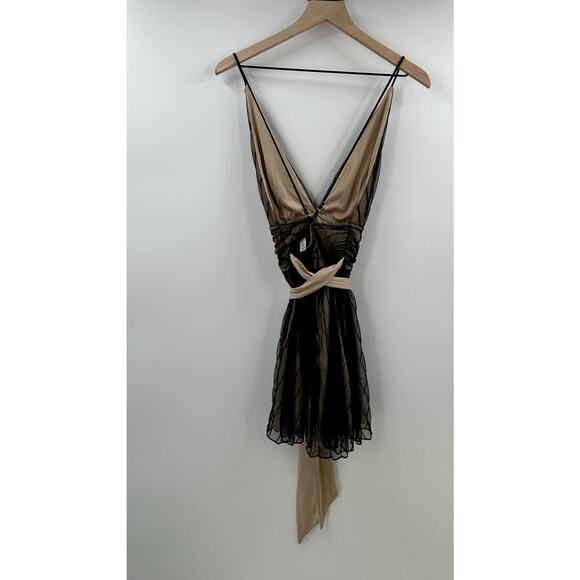 Lucy in The Sky Black and Champange Plunge A - Line Dress Mini Size Medium - Picture 7 of 8